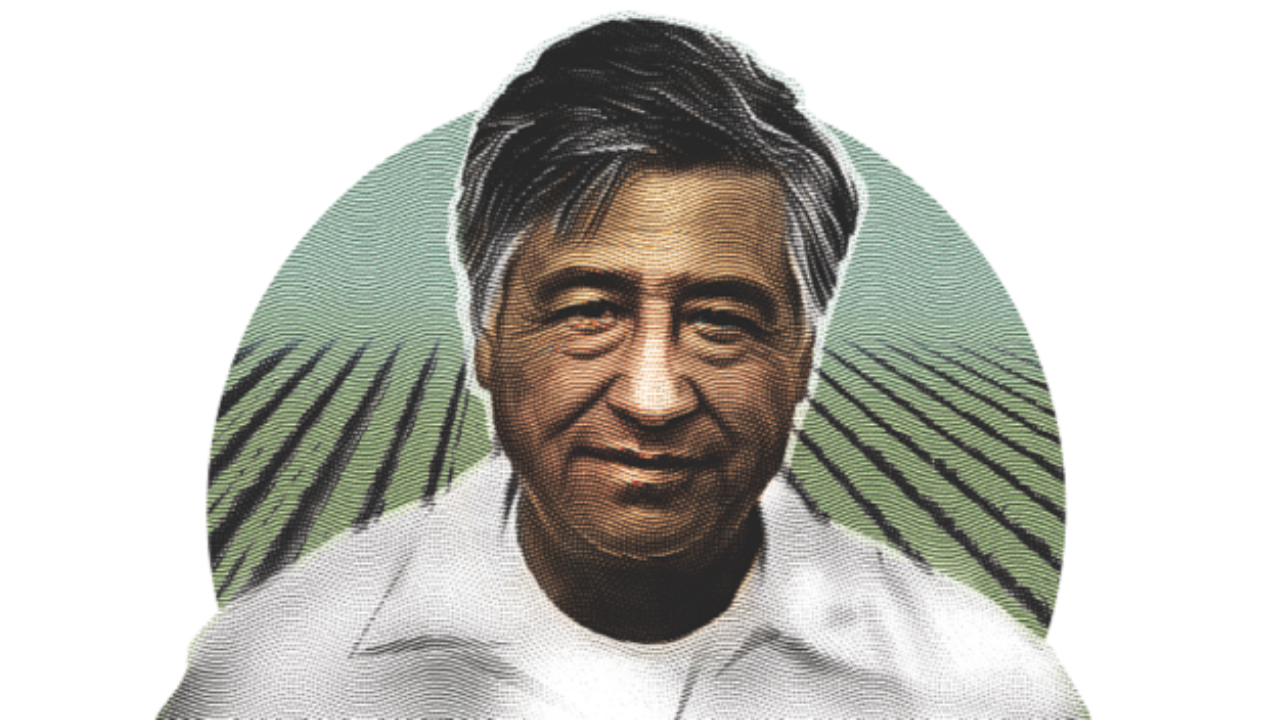 Illustration of Cesar Chavez's face in front of a circle green background